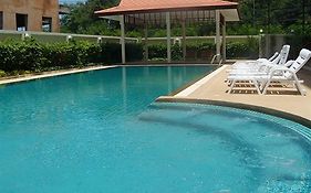 Emerald Palace, Pattaya 3*